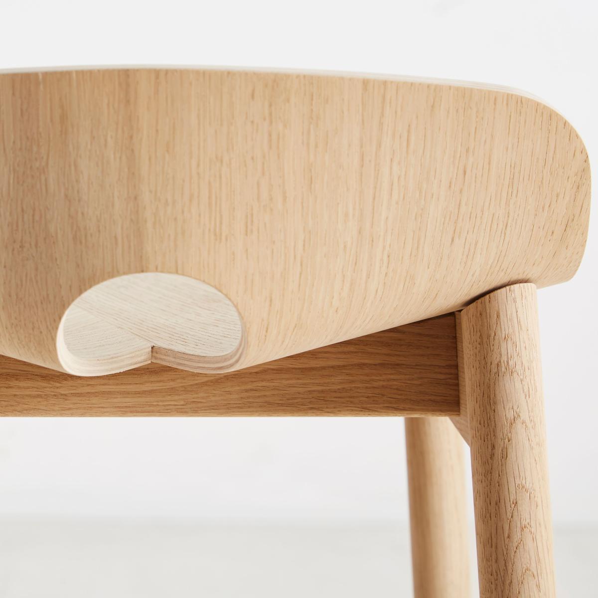 Woud Mono barstool oiled oak – image 7