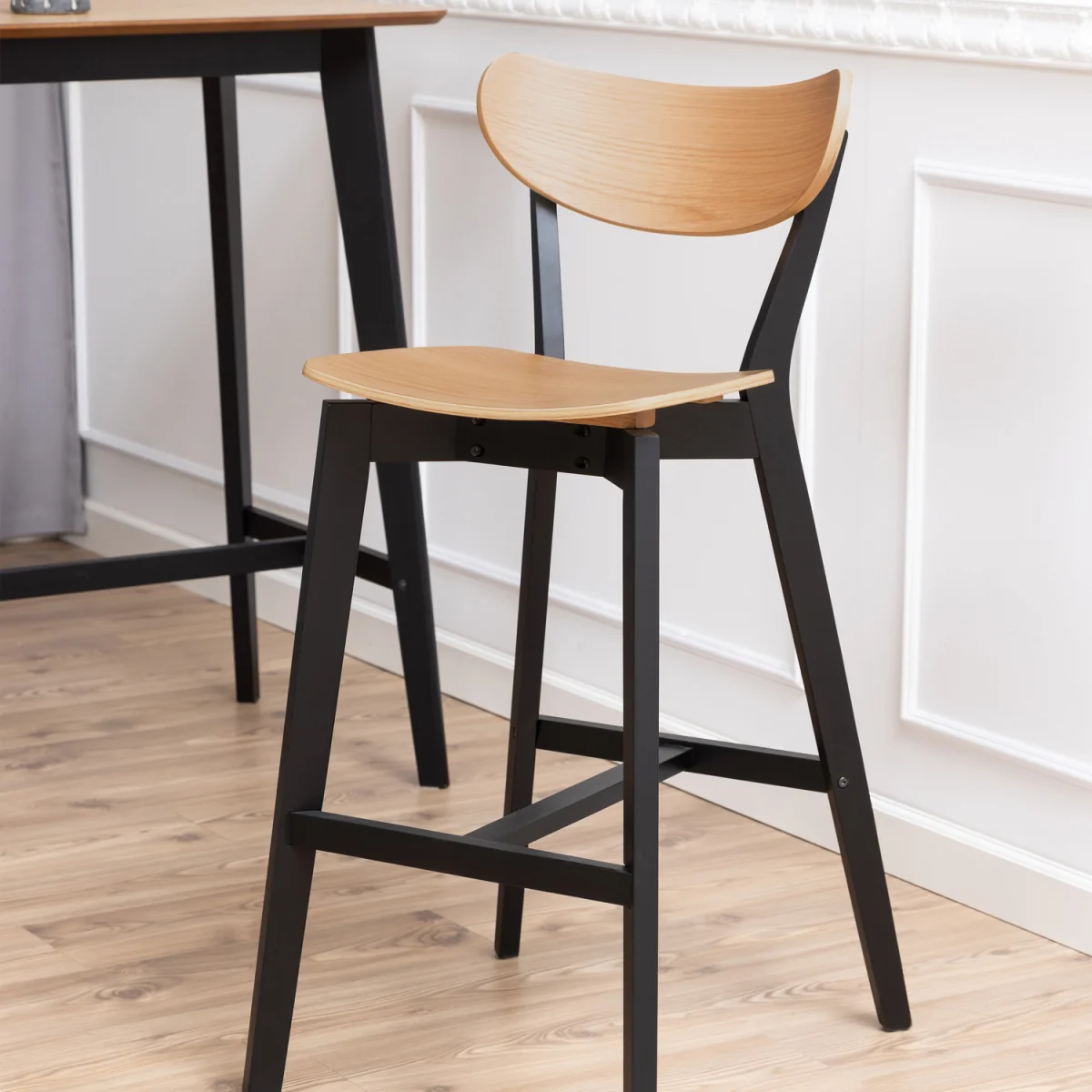 Roxby Bar Table Included 2 Roxby Bar Stool, Black and Oak - Black & Oak – image 2