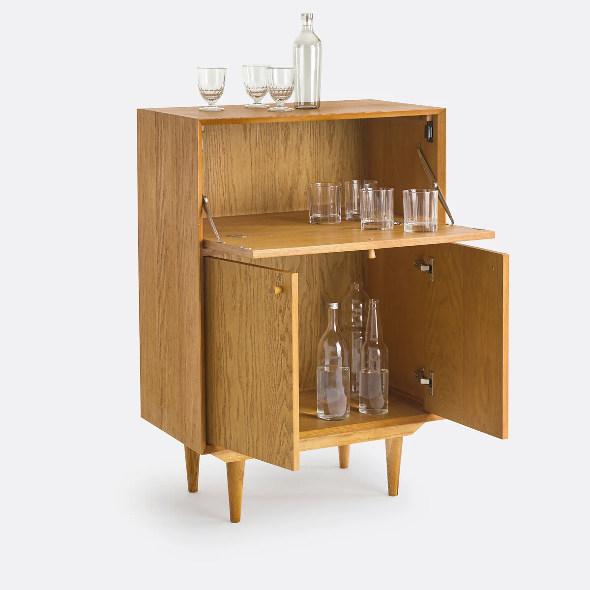 Quilda Vintage Bar Cabinet – image 5