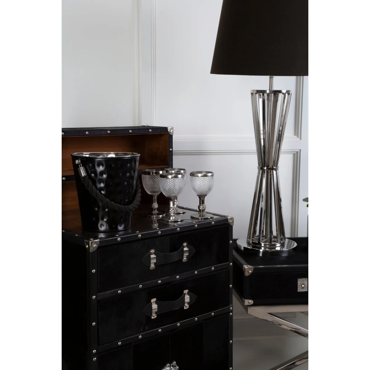 Kensington Townhouse Hair On Leather Drinks Cabinet - Black – image 2