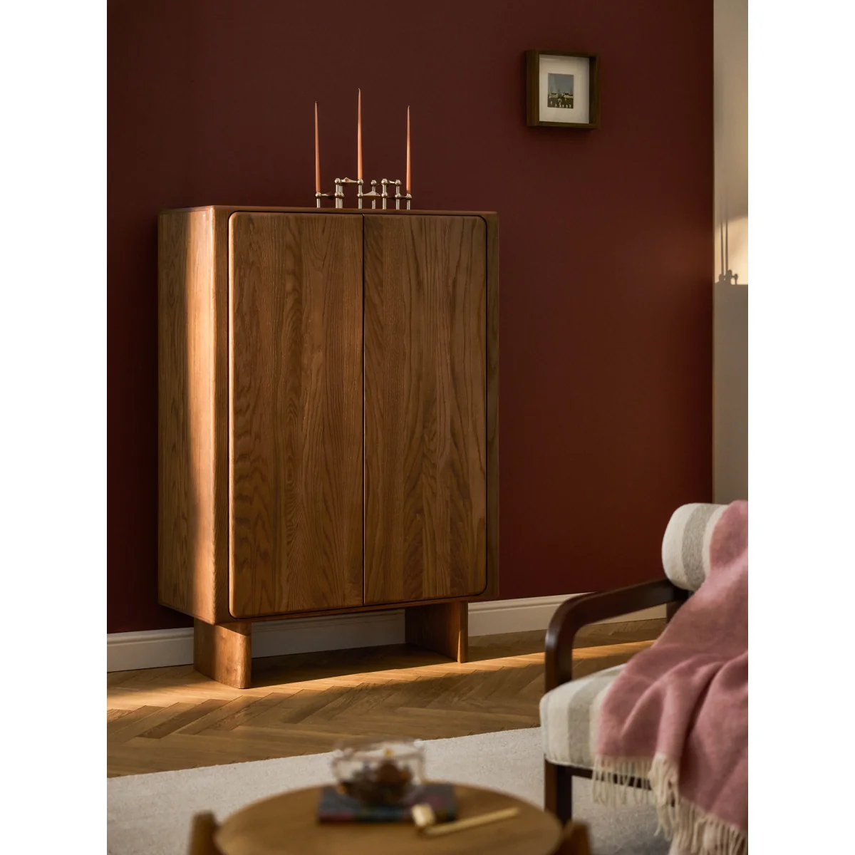 Oak Wood Bar Cabinet Chandler – image 10