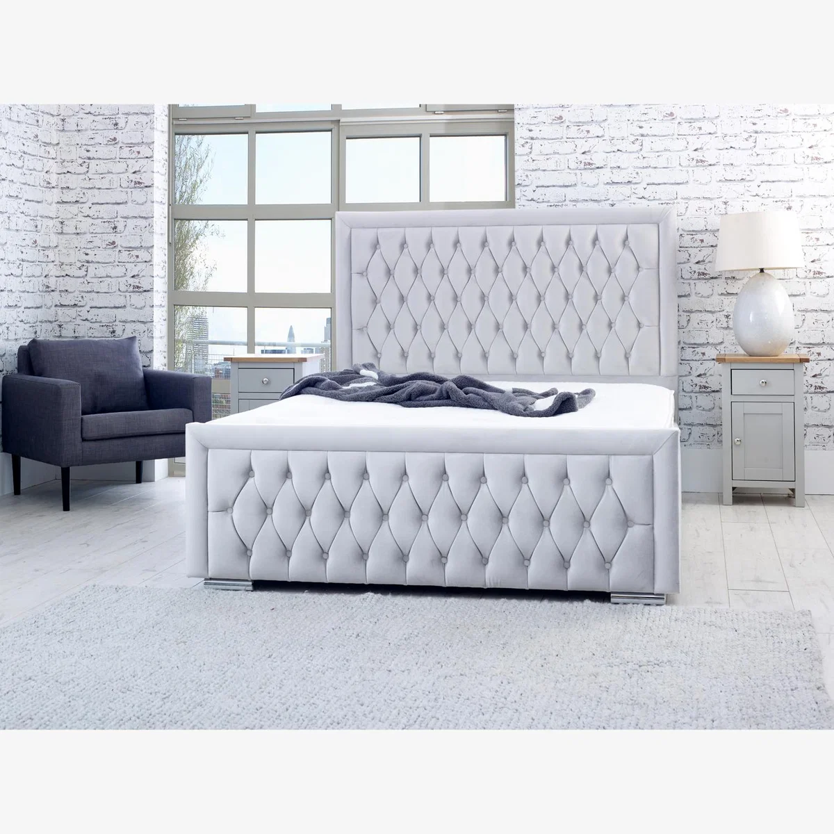 Piera Plush 4 Inch Solid Thick Bed Frame With Chesterfield Headboard - Silver / Small Double – image 1