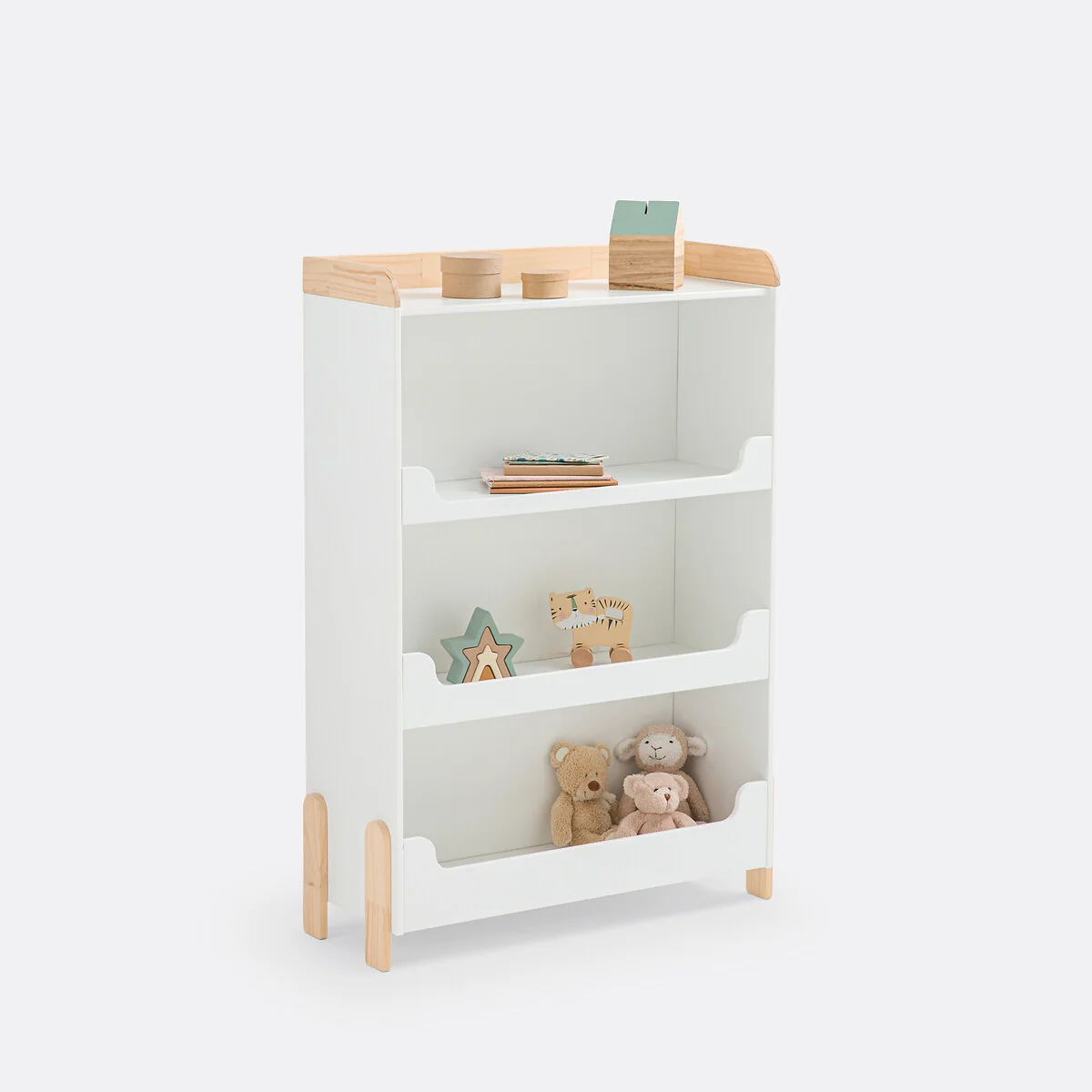 Arturo Child's Pine Bookcase – image 2
