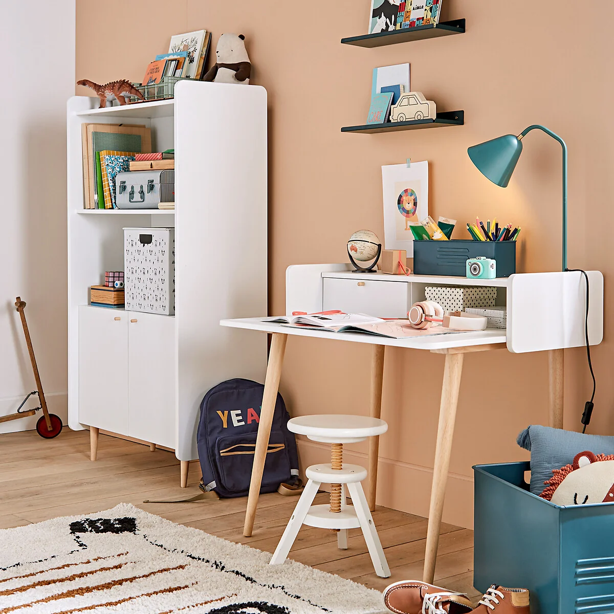 Zag Child's Shelving Unit – image 3