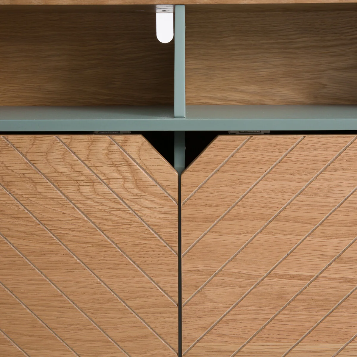 Waldo Low Child's Bookcase – image 7