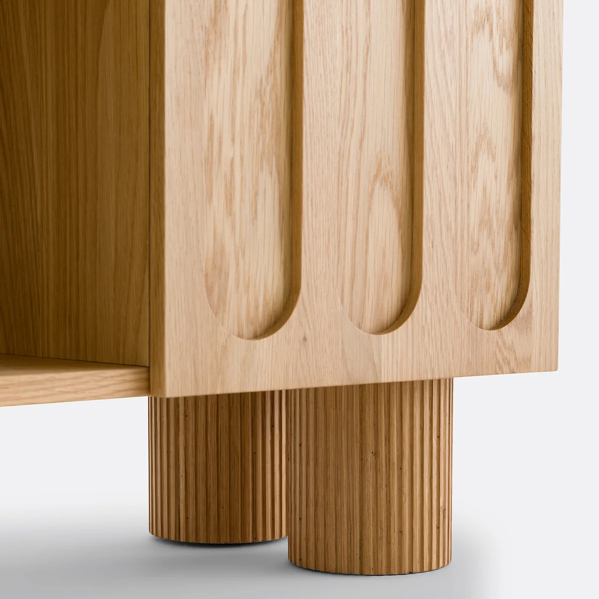 Cannelo, Low Oak Veneered Bookcase L165cm – image 7