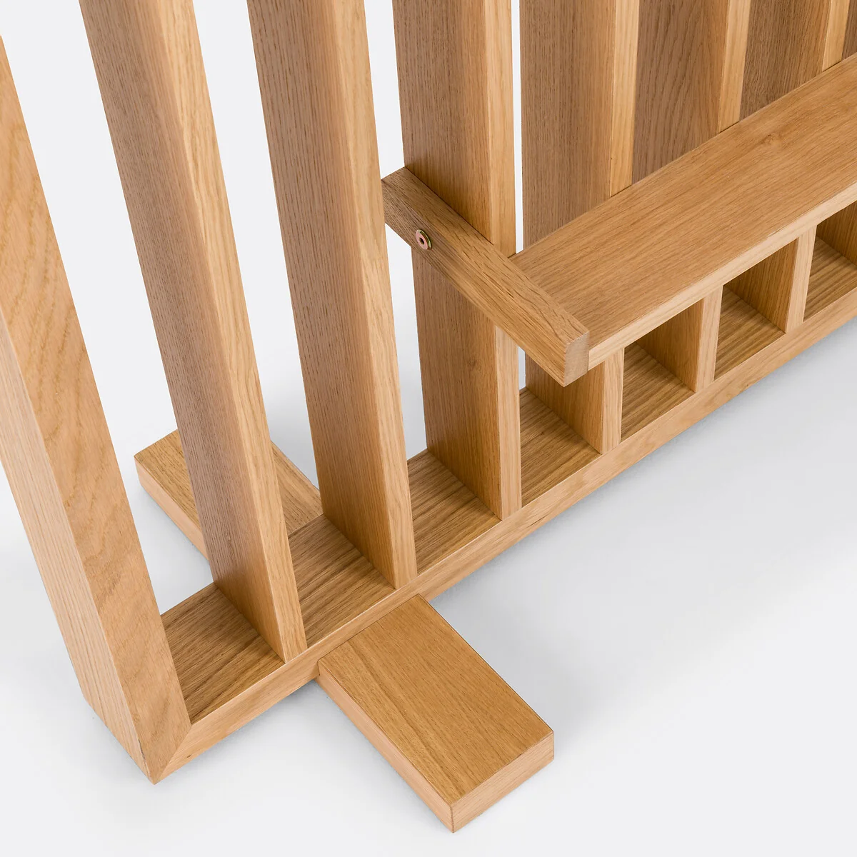 Mineva Partition Shelving in Oak Veneer L120cm – image 4