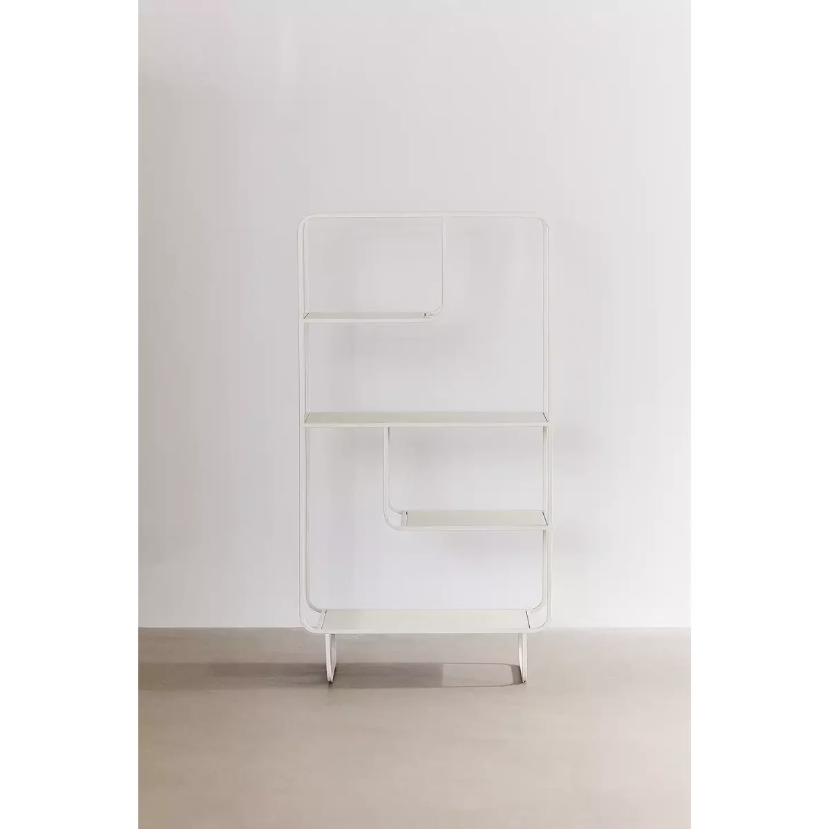 Alana White Bookcase - White ALL at Urban Outfitters – image 3