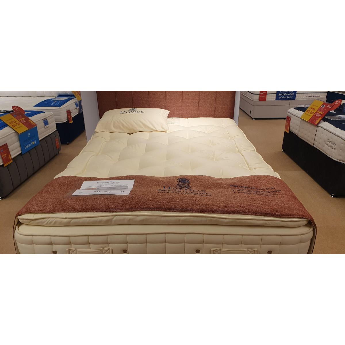 Hypnos - Finesse 5 ft ottoman divan set – image 2