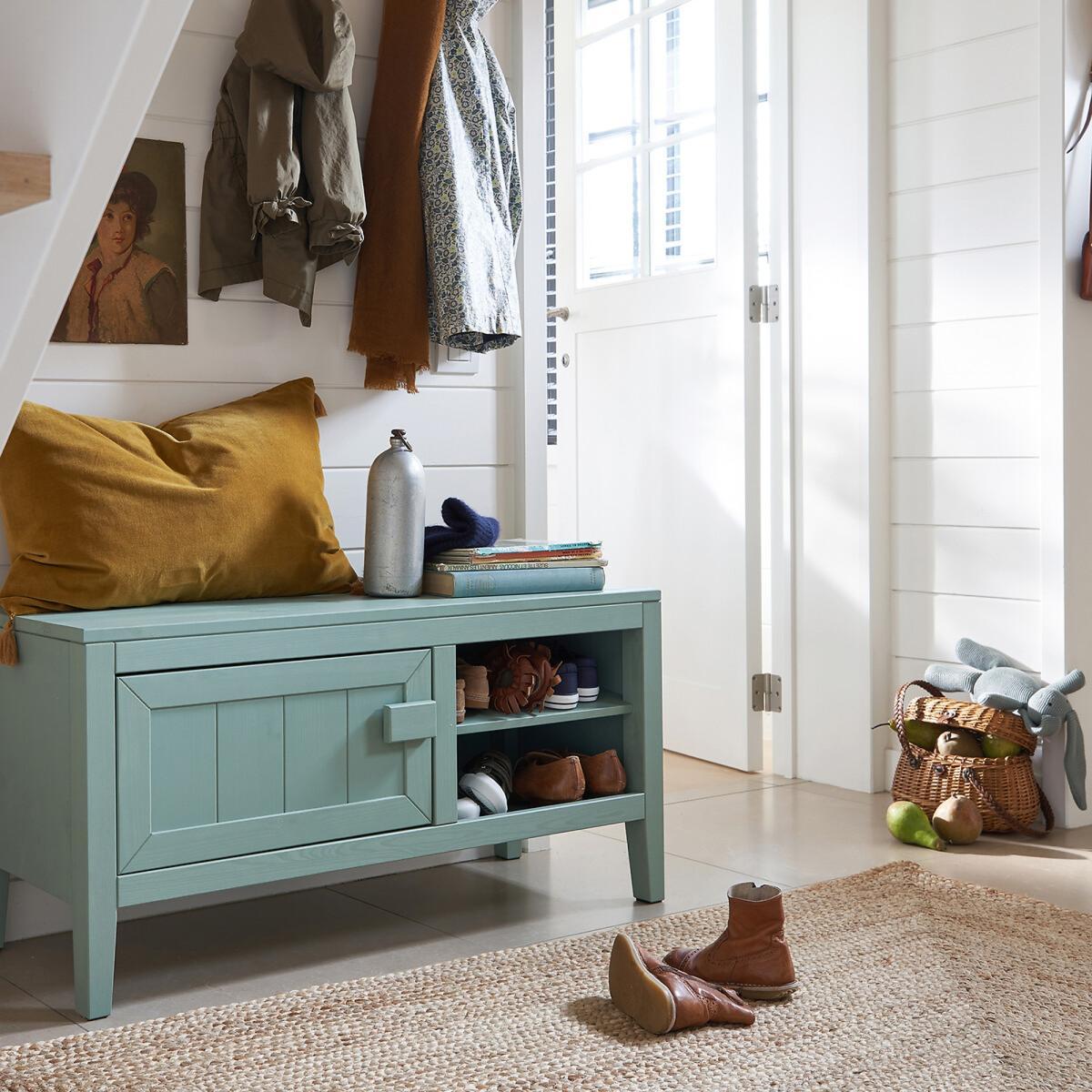 Carlos Pine Storage Bench – image 8