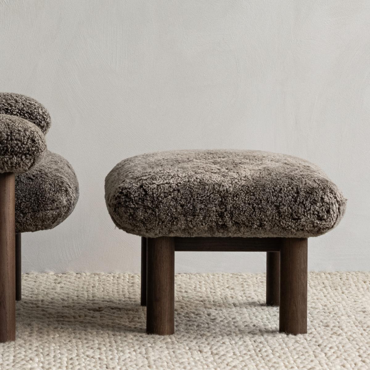 Audo Copenhagen Brasilia footstool Moss 011 grey-dark stained oak – image 2