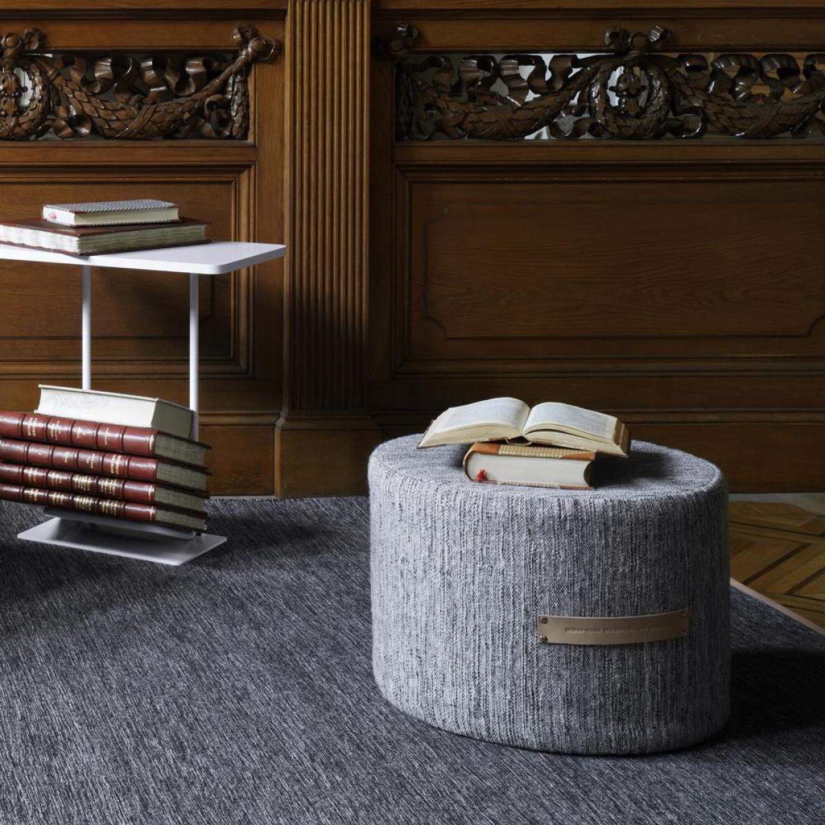 Björk stool low light grey – image 4