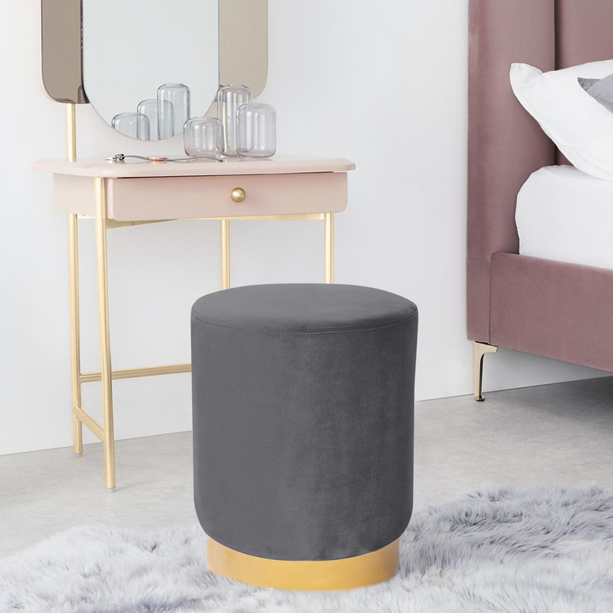 Small Velvet Ottoman - Green – image 11