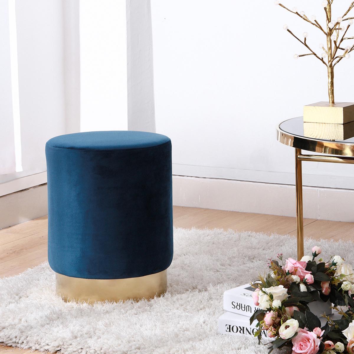 Small Velvet Ottoman - Green – image 12