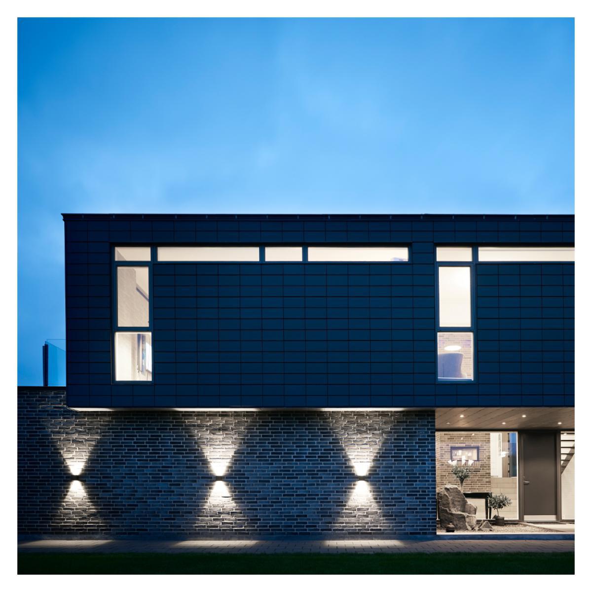 XL Cube Wall Light in White – image 6