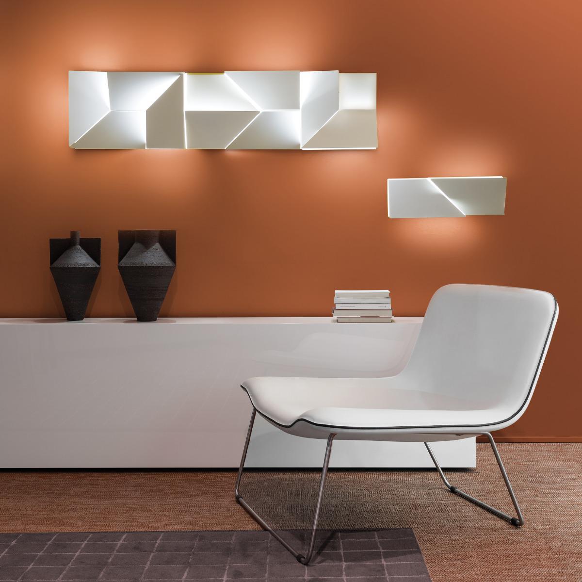 Wall Shadows Petit Wall Light in White – image 5