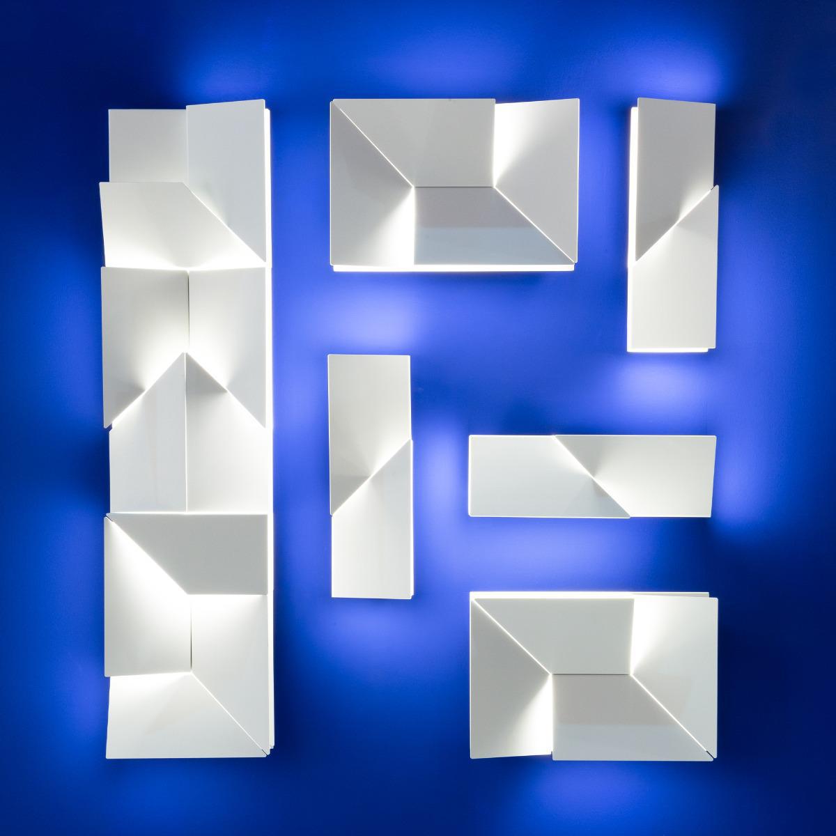 Wall Shadows Petit Wall Light in White – image 6