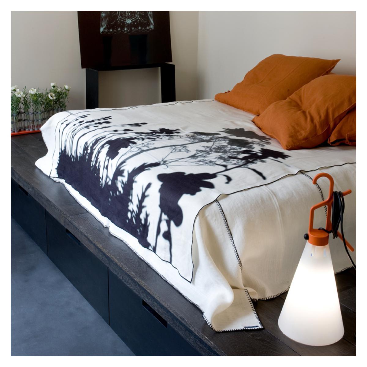 May Day Lamp Black – image 5