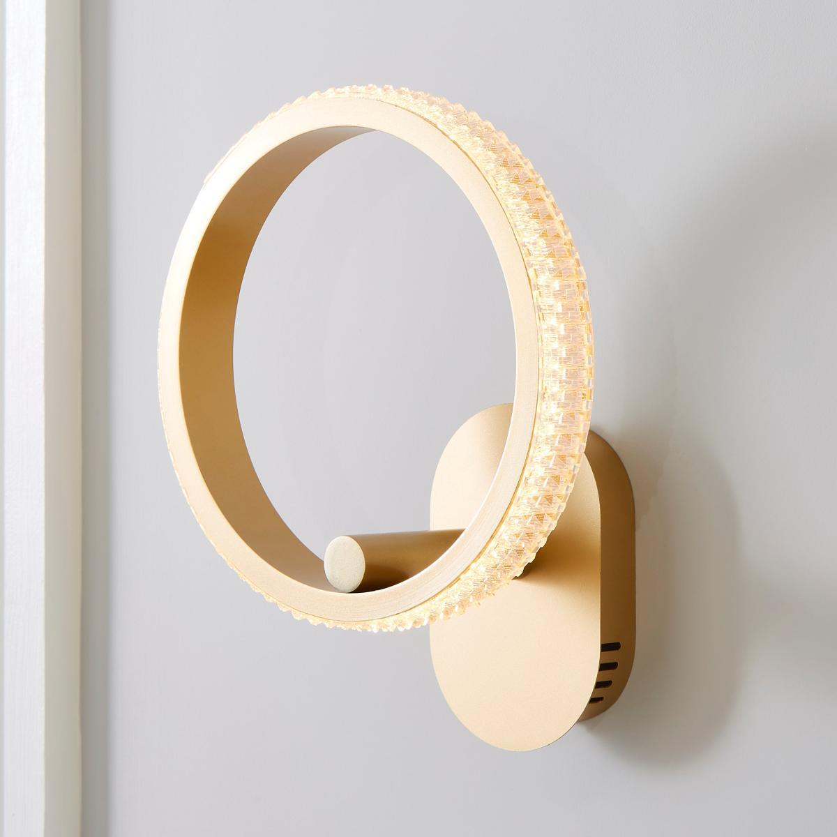 Hotel Harrogate Integrated LED Wall Light Gold – image 1