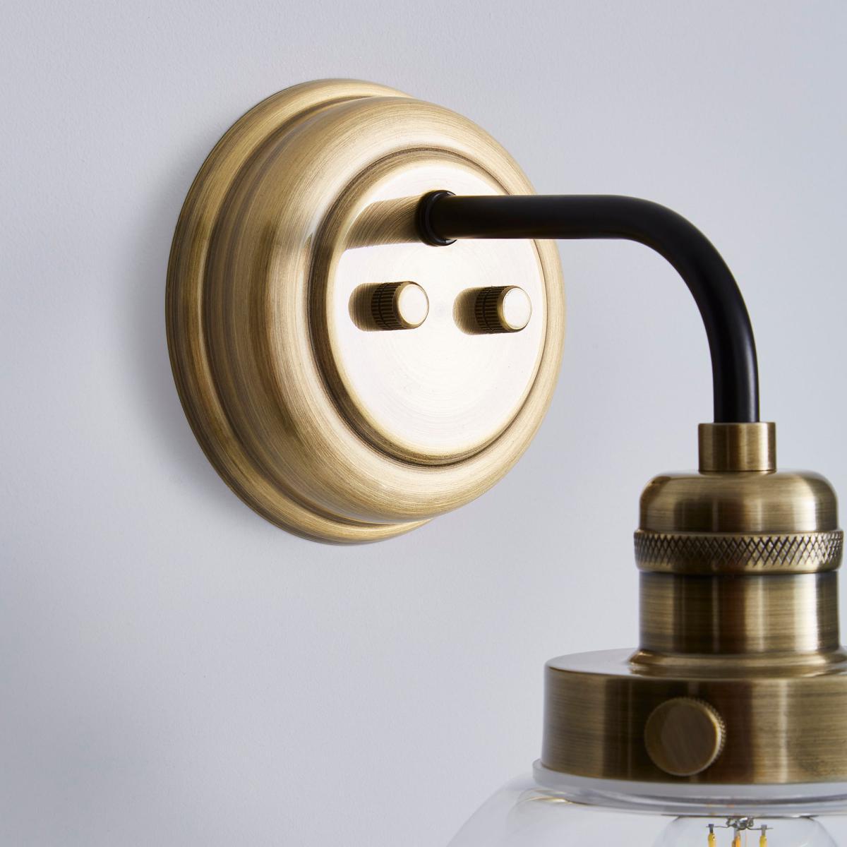 Broden Bathroom Wall Light Ant Brass Antique Brass – image 4