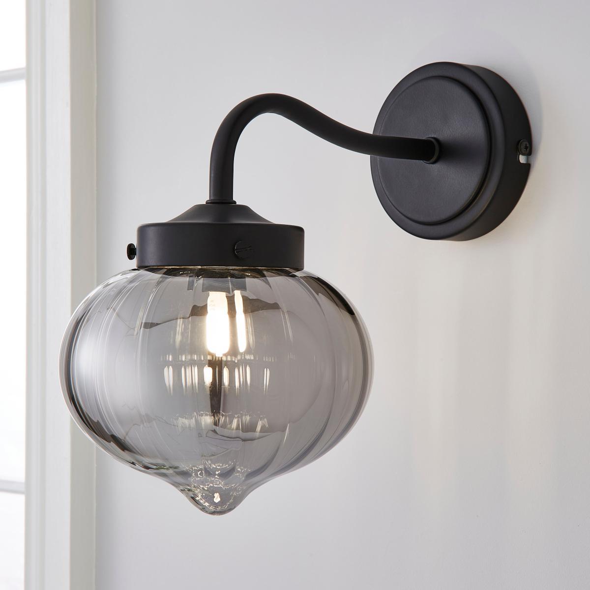 Voyager Wall Light Grey – image 1