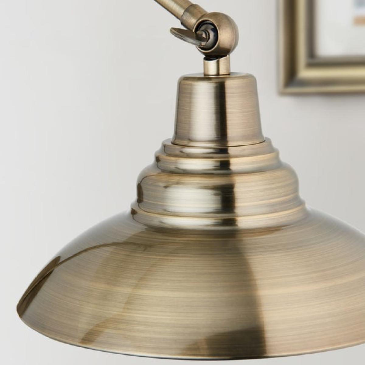Whitsable Adjustable Wall Light – image 3