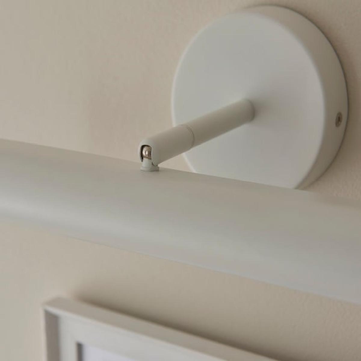 Elements Whitmore LED Picture Light – image 3