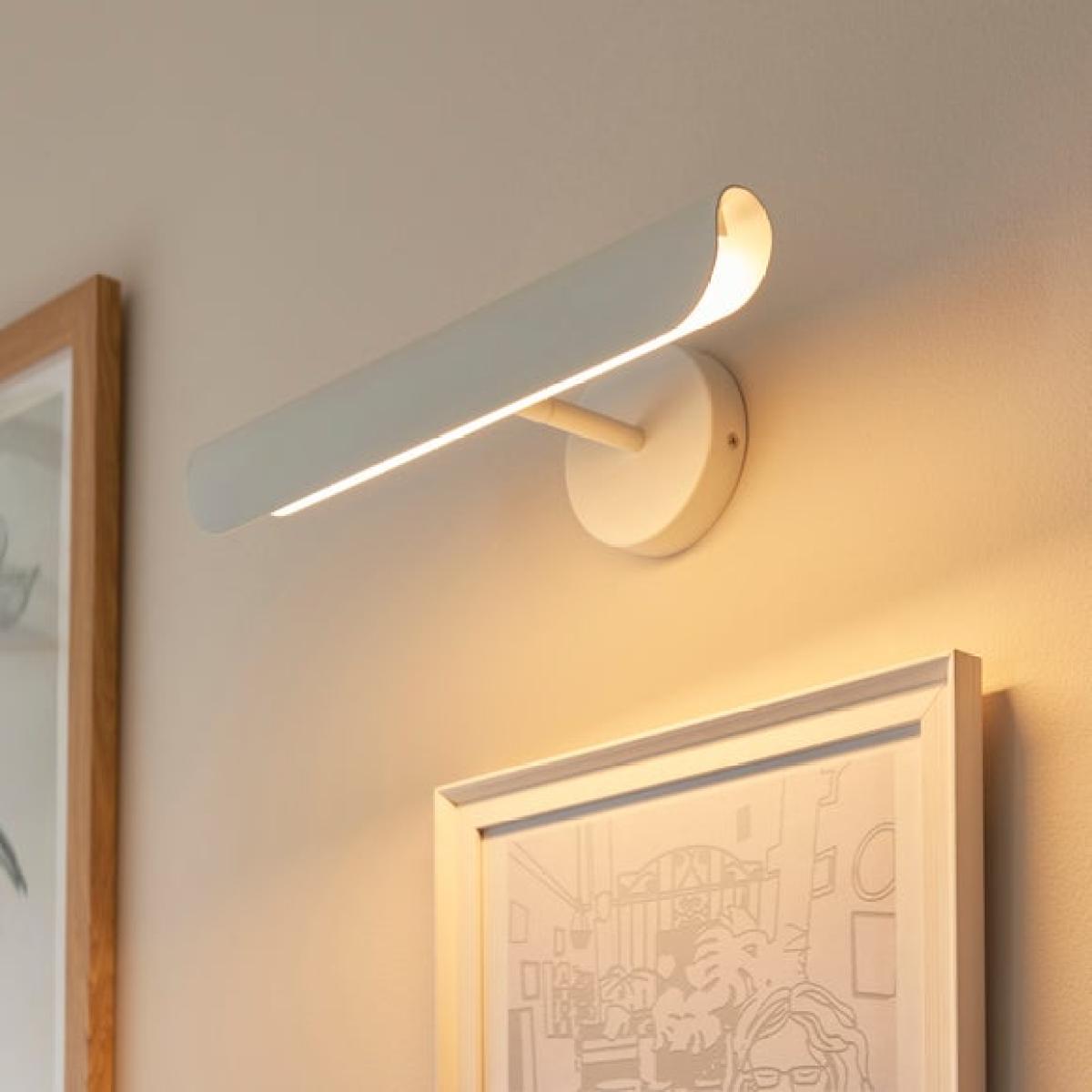 Elements Whitmore LED Picture Light – image 1