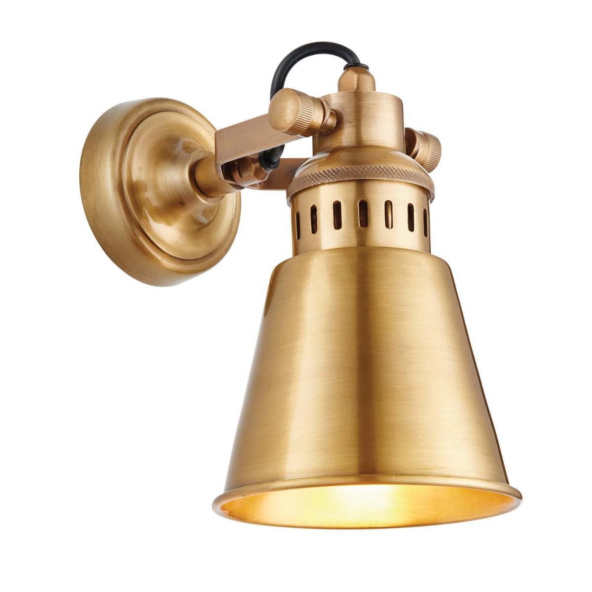 Vogue Cape Wall Light Brass – image 5