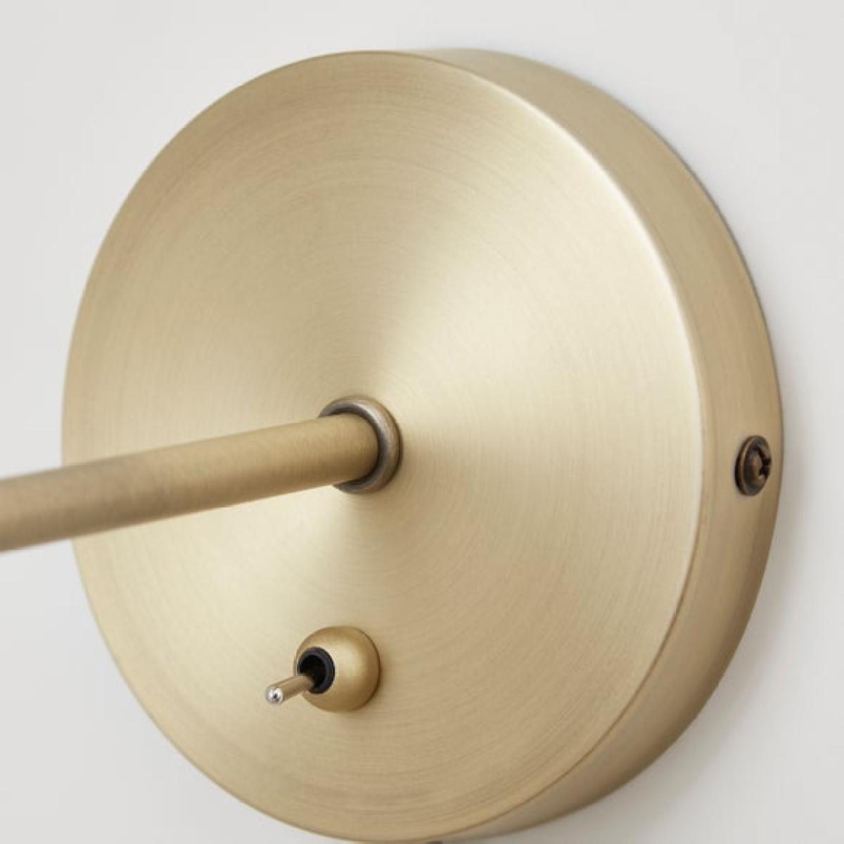 Churchgate Shilton Adjustable Plug In Wall Light – image 4
