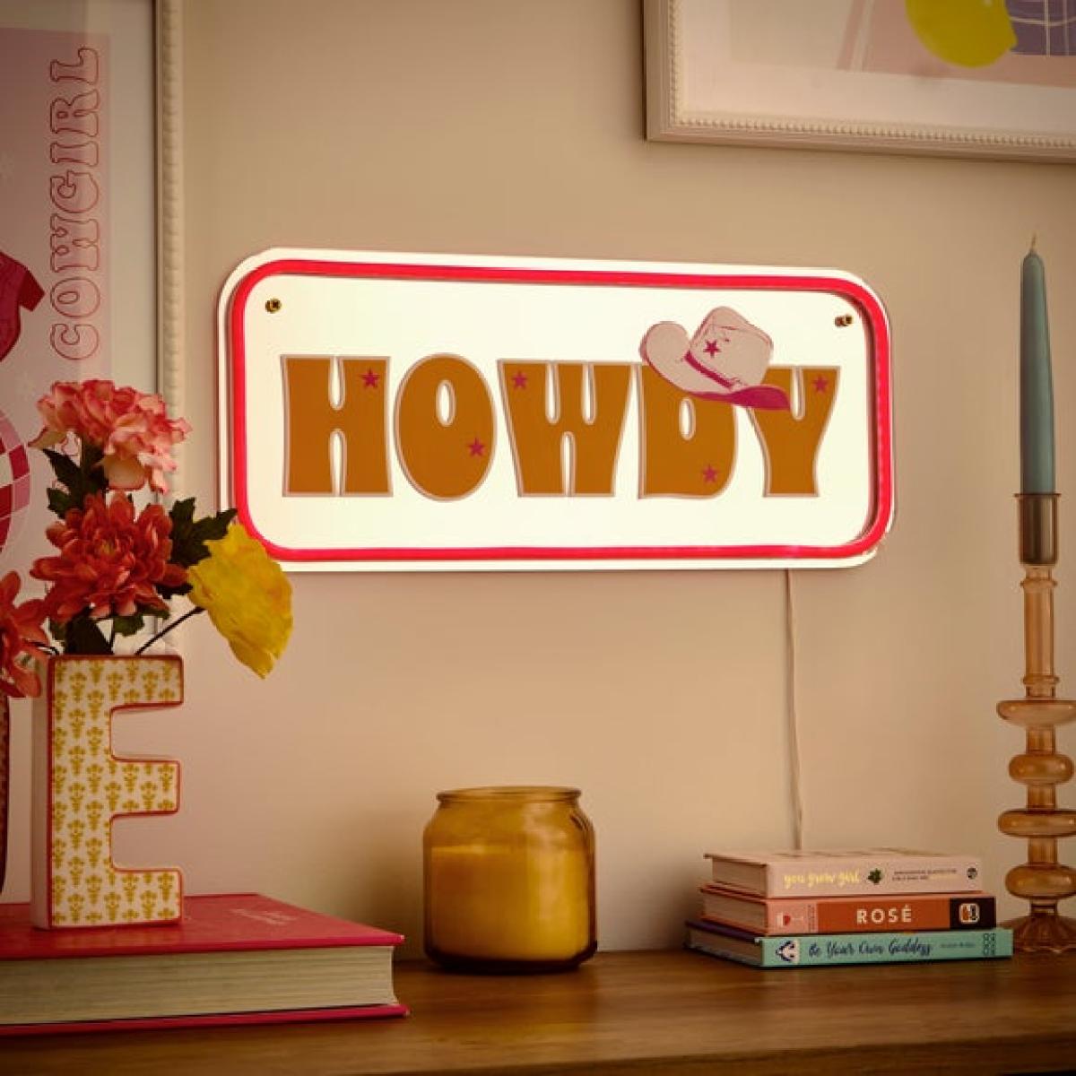 Howdy Mirrored Neon Sign – image 2