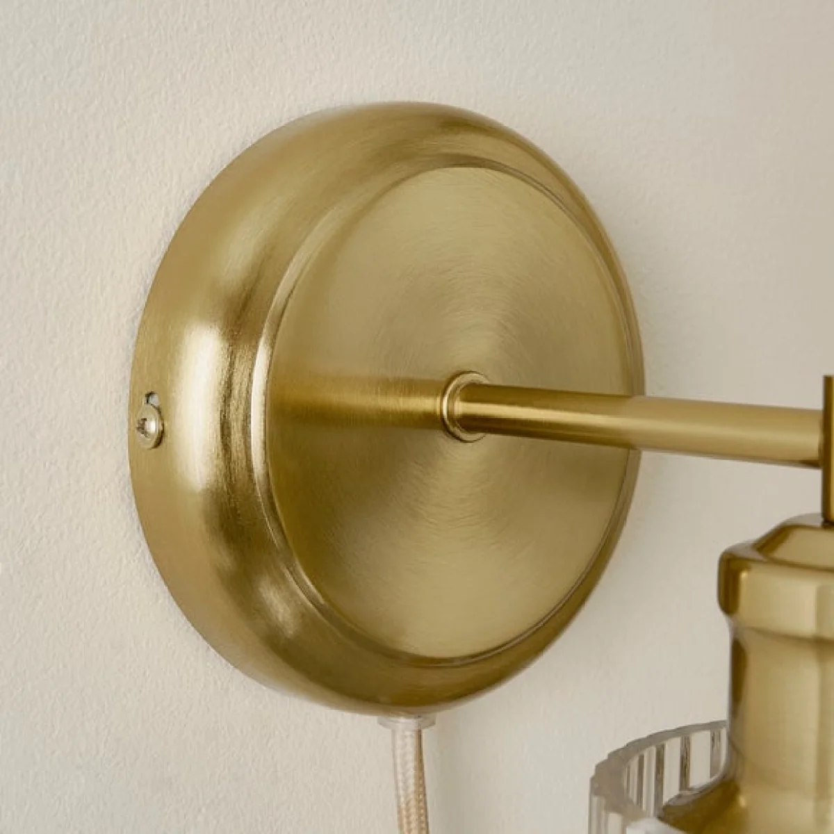 Tobias Plug In Wall Light – image 4