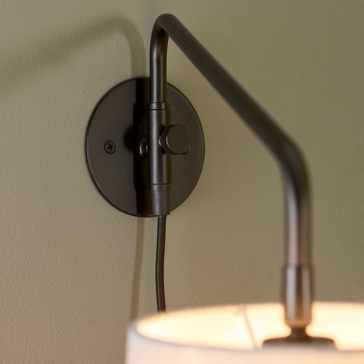 Vogue Carlson Wall Light Black – image 4
