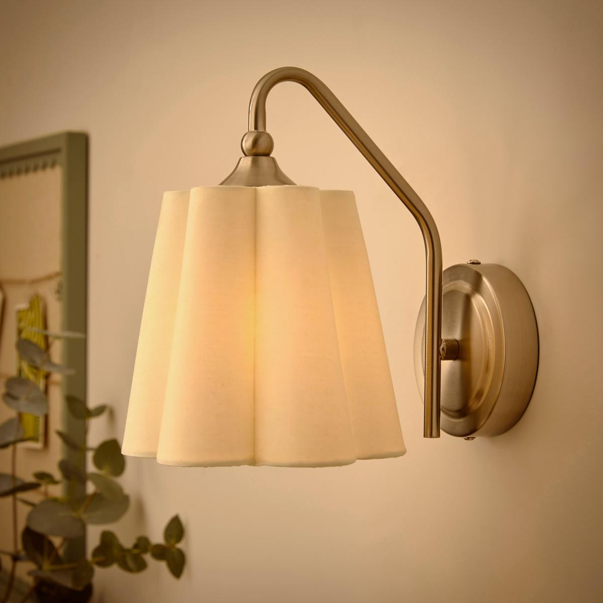 Nancy Wall Light Silver – image 2