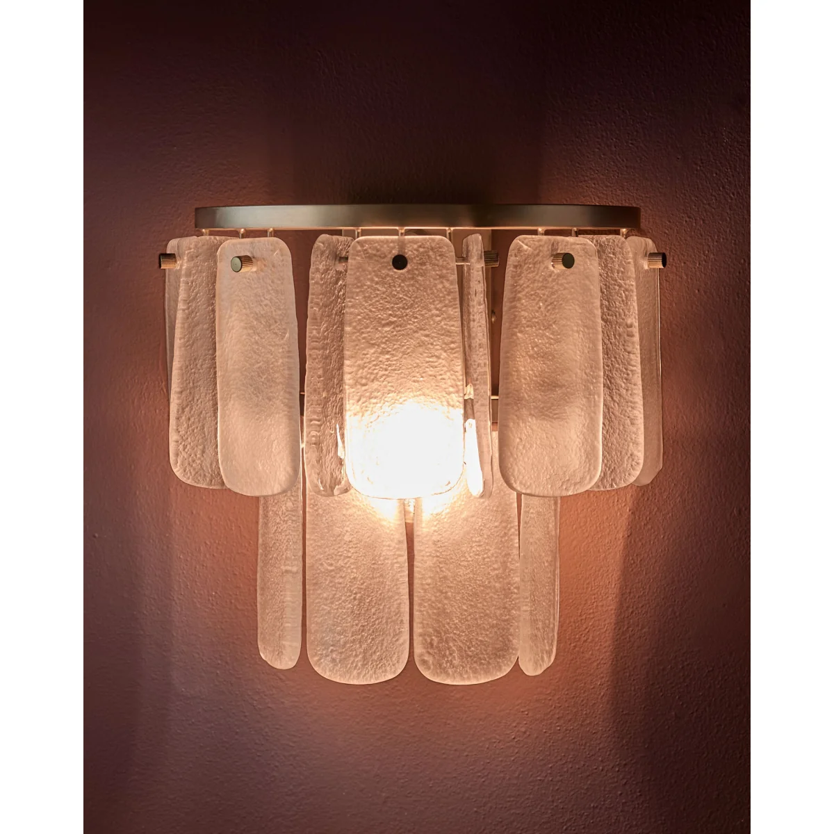 Estelle white glass wall light – image 2