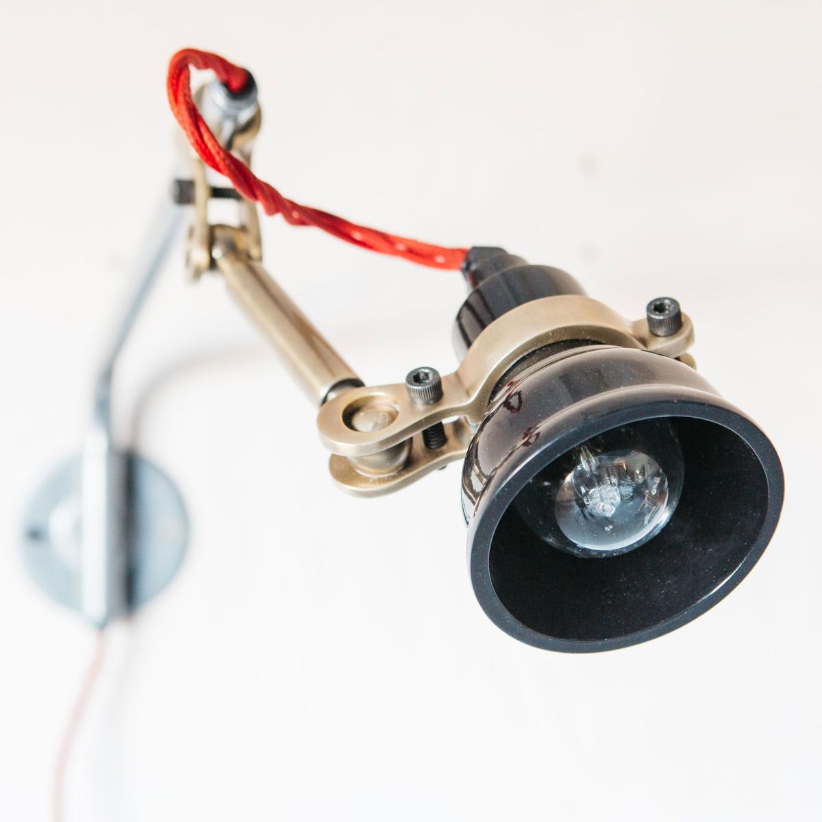 Lab Wall Light – image 4