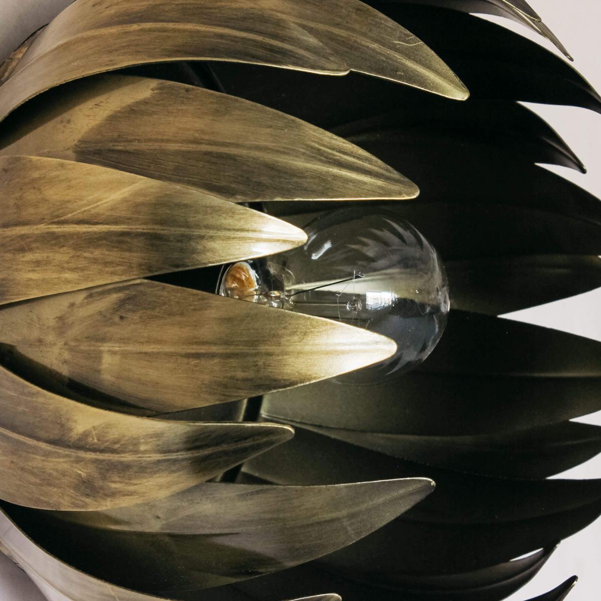 Petal Wall Light – image 4