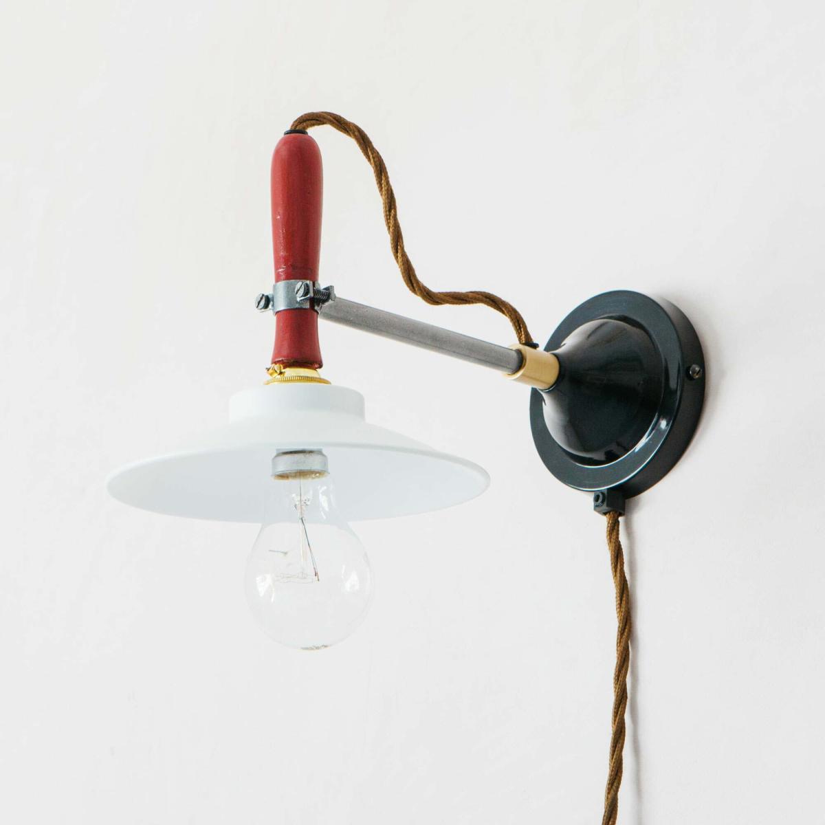 Woodsman Wall Light – image 1