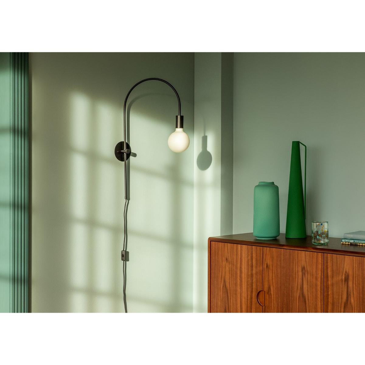Heal's Irvine Adjustable Wall Light Black – image 6