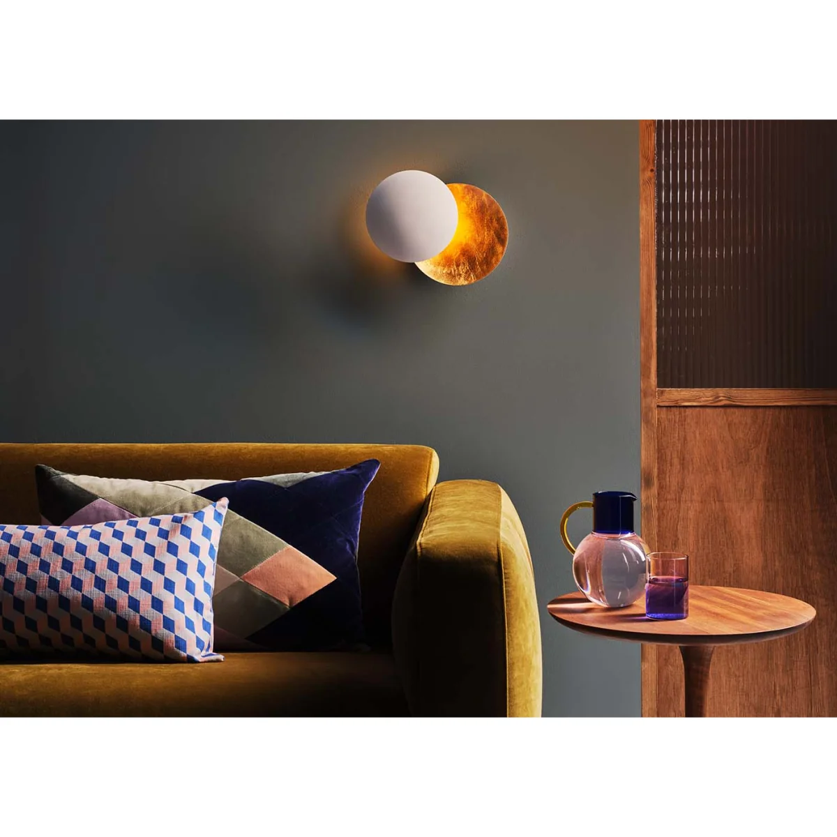 Heal's Eclisse LED Wall Light Off White & Gold Leaf – image 3
