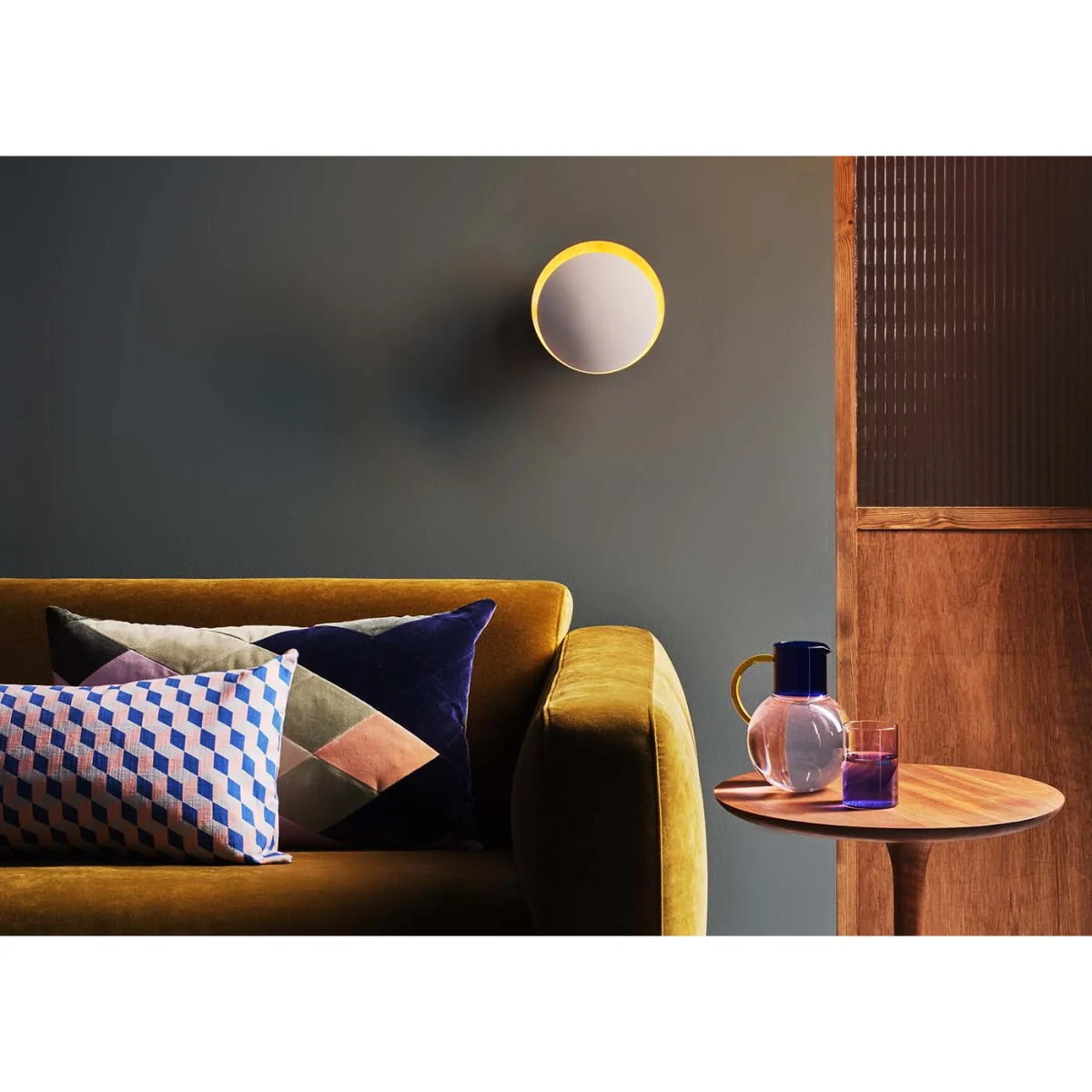 Heal's Eclisse LED Wall Light Off White & Gold Leaf – image 4