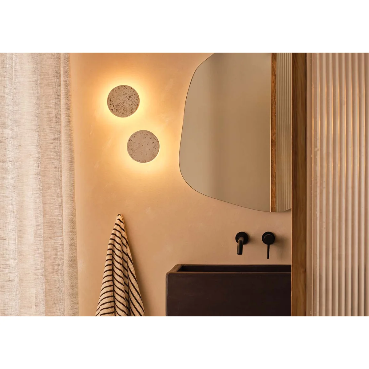 Heal's Planet Concrete LED Wall Light IP44 – image 2