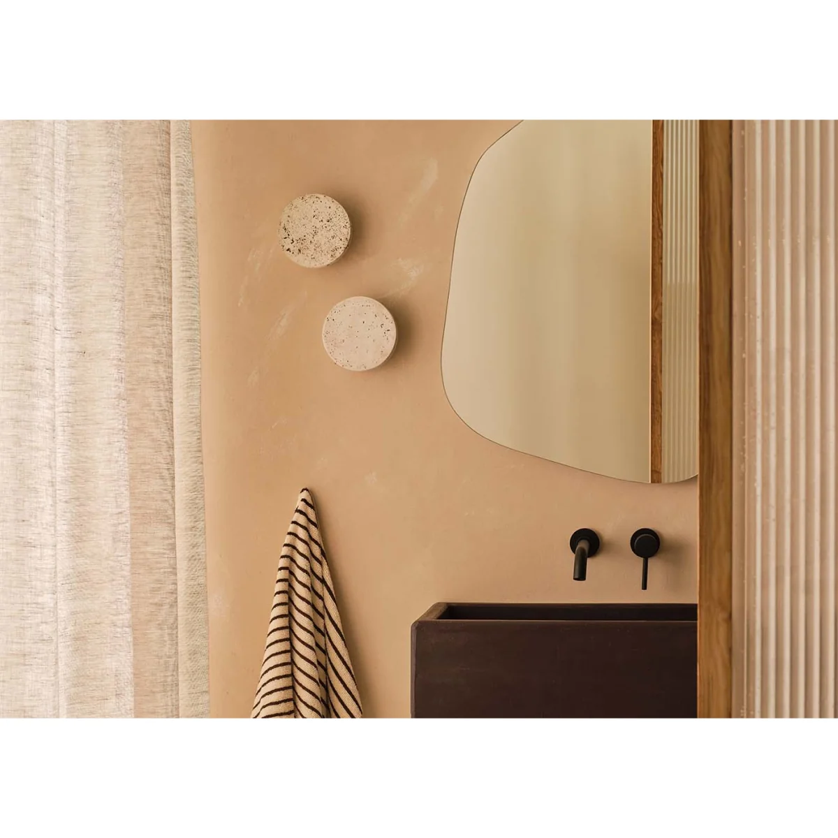 Heal's Planet Concrete LED Wall Light IP44 – image 3