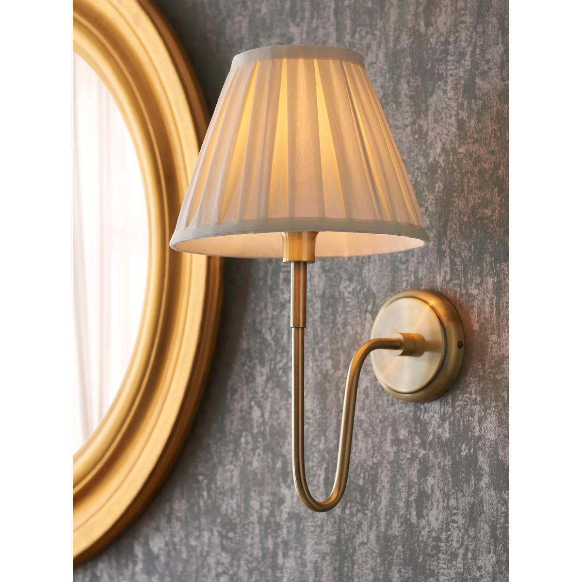 Bay Lighting Loren Wall Light, Gold – image 2