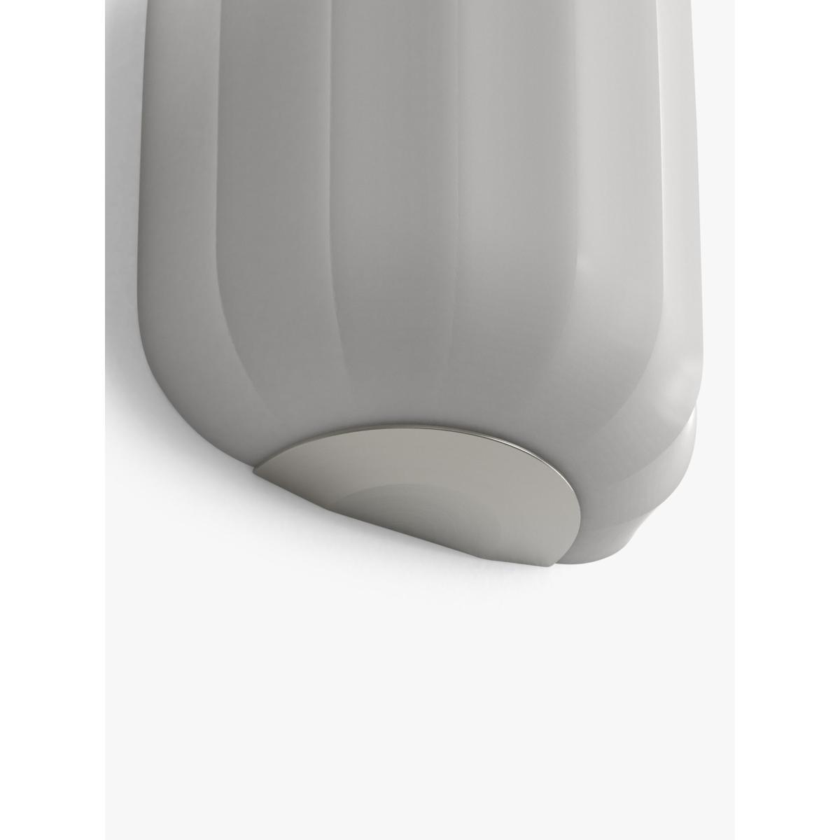 Astro Veo Wall Light – image 4