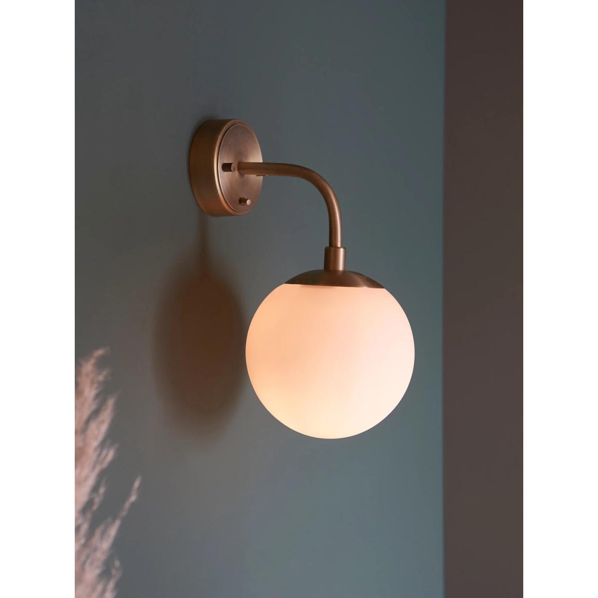Bay Lighting Tosca Wall Light, Gold – image 2
