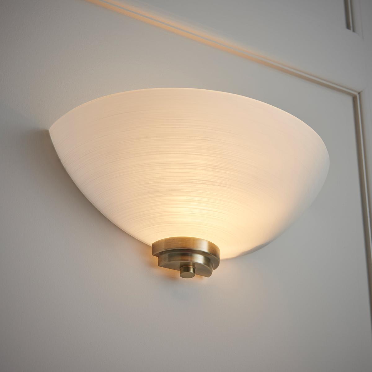 Welles Wall Light - Antique Brass – image 4