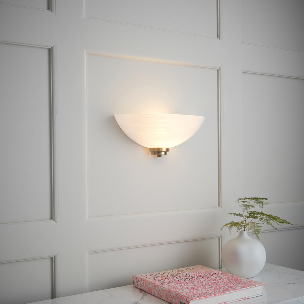 Welles Wall Light - Antique Brass – image 5
