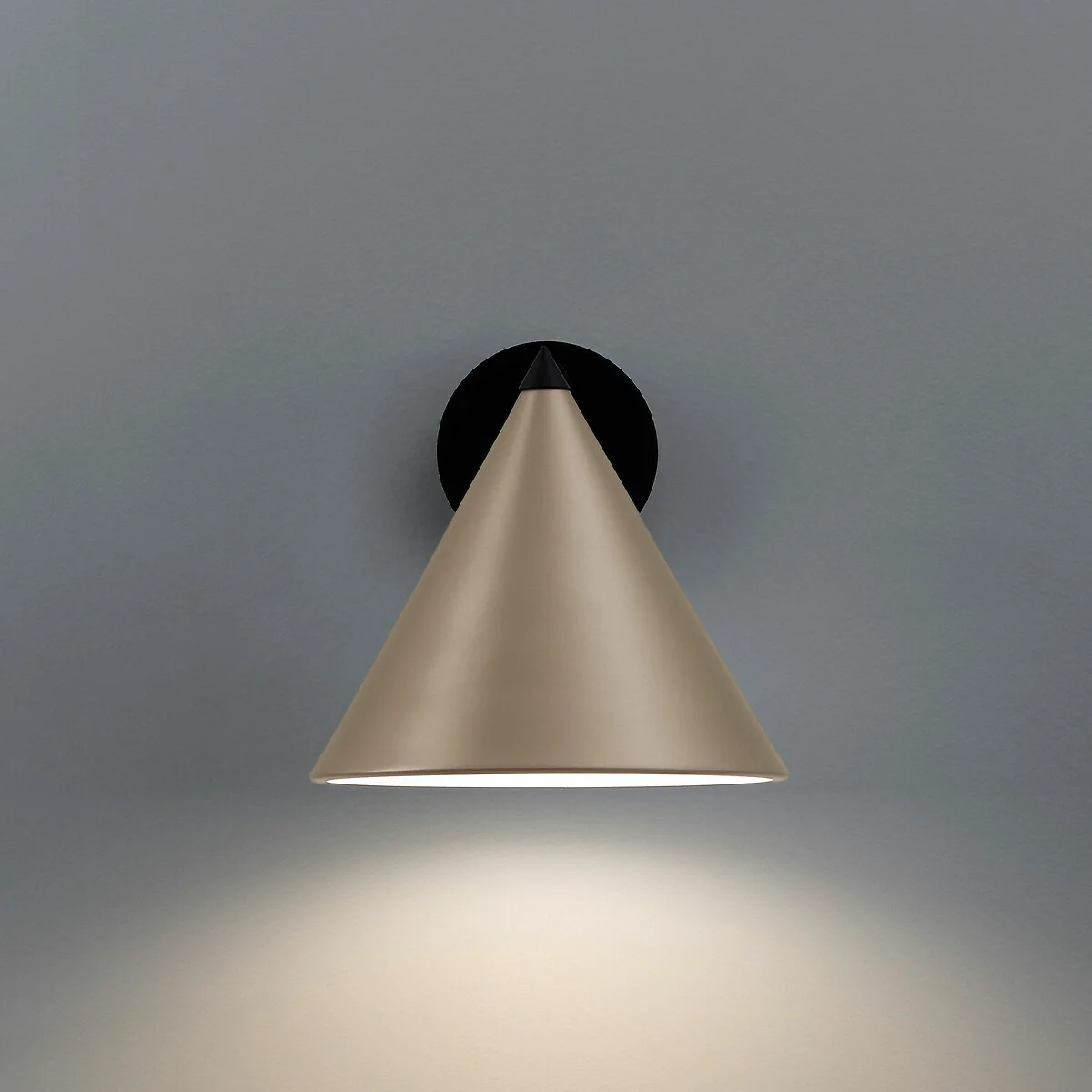 Moke Cone Metal Wall Light – image 5