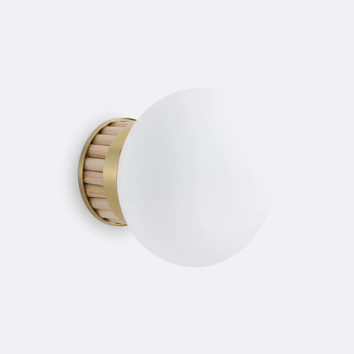 Les Signatures - Dolce Opaline Glass, Brass and Bamboo Wall Light – image 2